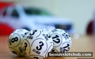 彩金游戏视角下的彩票数字分析：合数投注、分数策略与节日福利全解析
