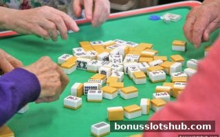 彩金游戏中的牛牛高低牌制胜法则：从概率到心理全面解析